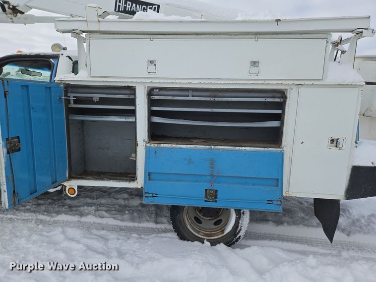 image for item ER5063 2005 Ford F550 Super Duty bucket truck