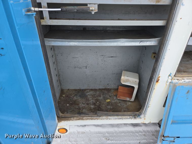 image for item ER5063 2005 Ford F550 Super Duty bucket truck