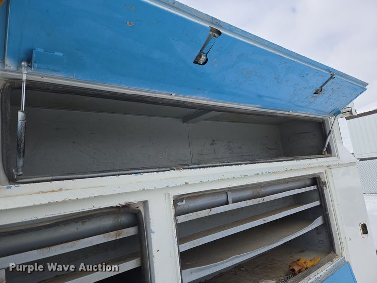 image for item ER5063 2005 Ford F550 Super Duty bucket truck