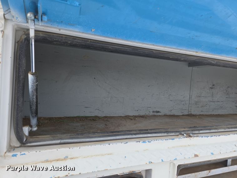 image for item ER5063 2005 Ford F550 Super Duty bucket truck