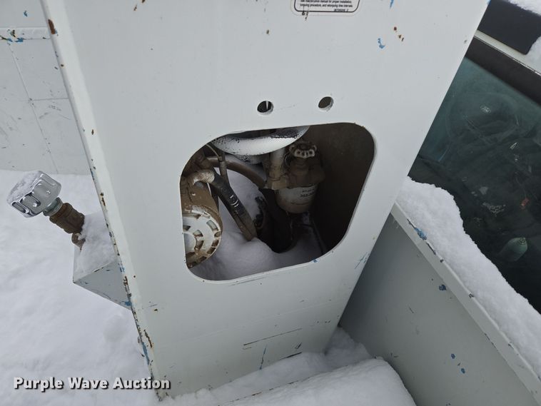 image for item ER5063 2005 Ford F550 Super Duty bucket truck