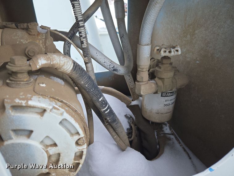 image for item ER5063 2005 Ford F550 Super Duty bucket truck