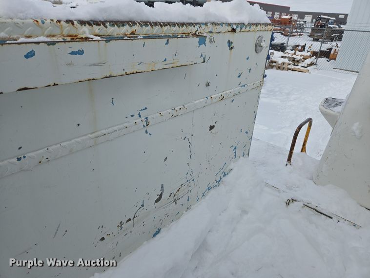 image for item ER5063 2005 Ford F550 Super Duty bucket truck