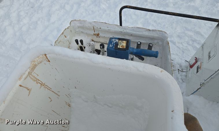 image for item ER5063 2005 Ford F550 Super Duty bucket truck