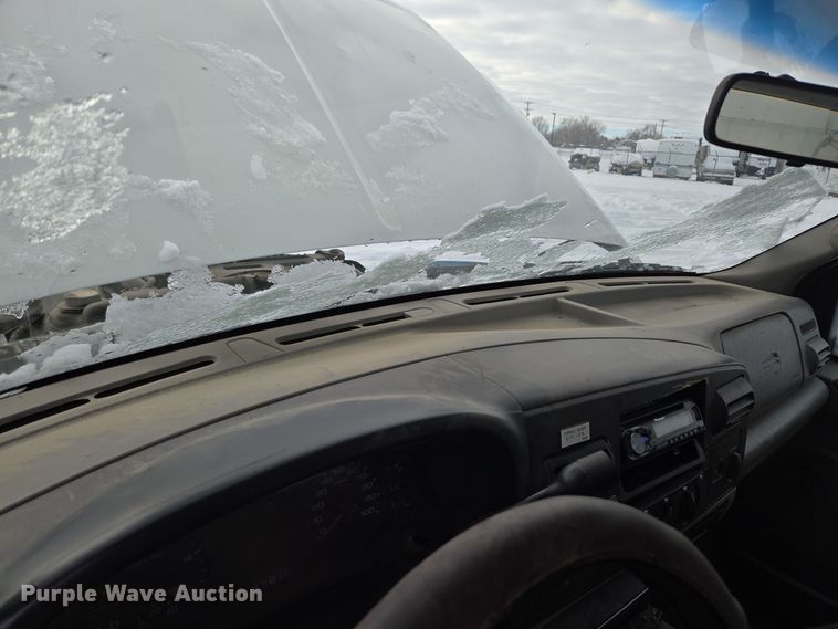 image for item ER5063 2005 Ford F550 Super Duty bucket truck