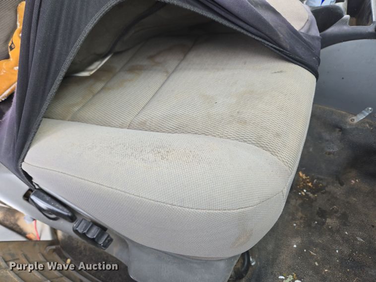 image for item ER5063 2005 Ford F550 Super Duty bucket truck