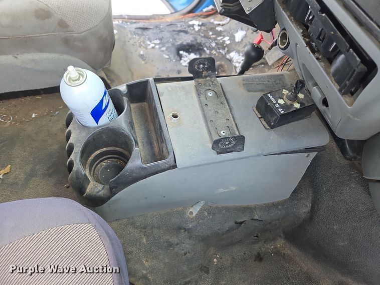 image for item ER5063 2005 Ford F550 Super Duty bucket truck