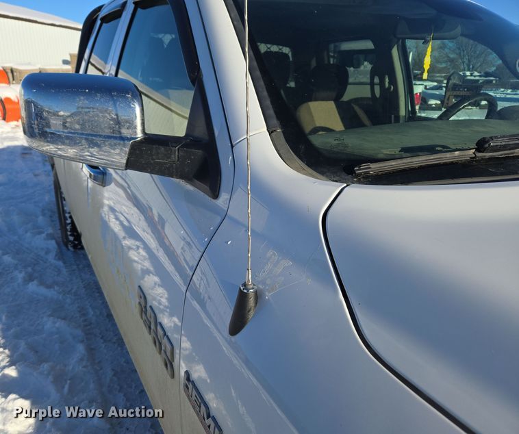 image for item ER5064 2015 Dodge Ram 1500 Quad Cab pickup truck