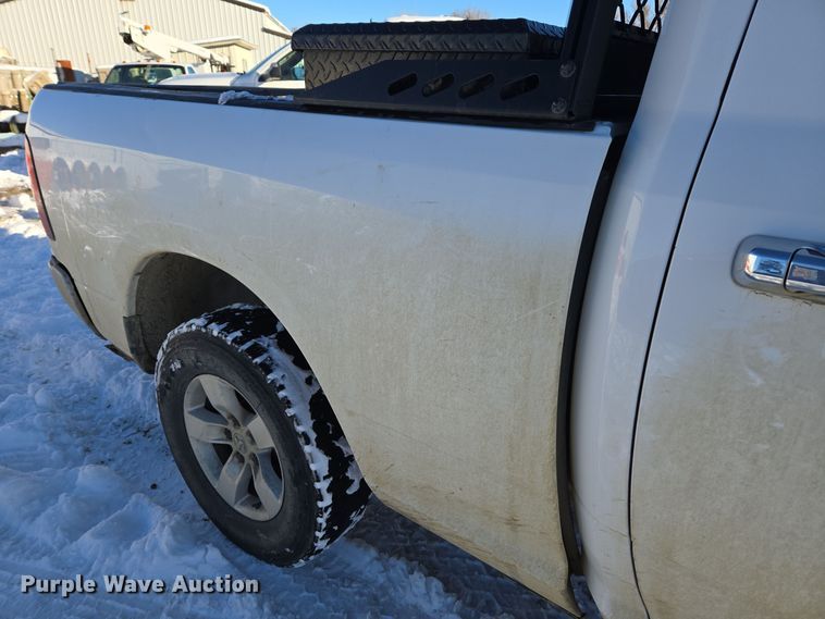 image for item ER5064 2015 Dodge Ram 1500 Quad Cab pickup truck