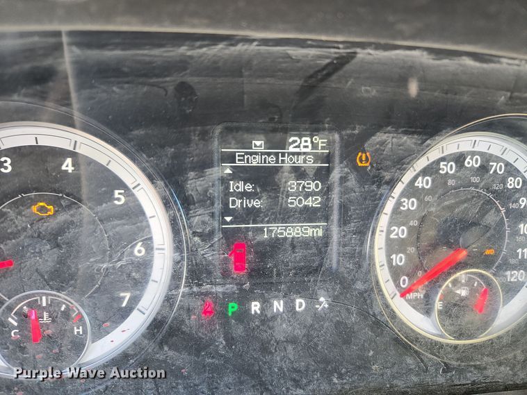 image for item ER5064 2015 Dodge Ram 1500 Quad Cab pickup truck