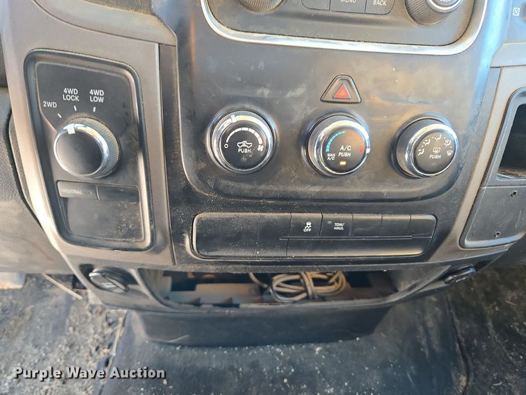 image for item ER5064 2015 Dodge Ram 1500 Quad Cab pickup truck