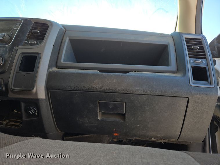 image for item ER5064 2015 Dodge Ram 1500 Quad Cab pickup truck