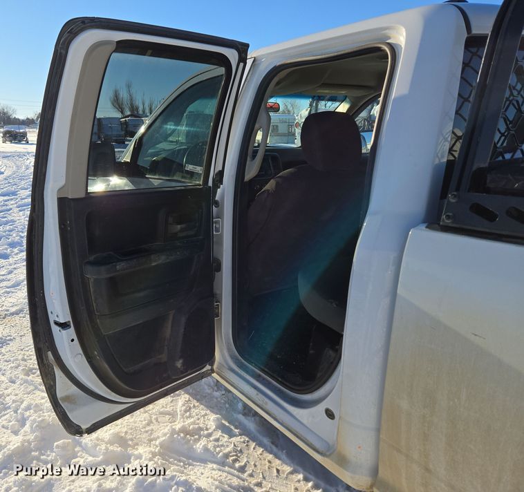 image for item ER5064 2015 Dodge Ram 1500 Quad Cab pickup truck