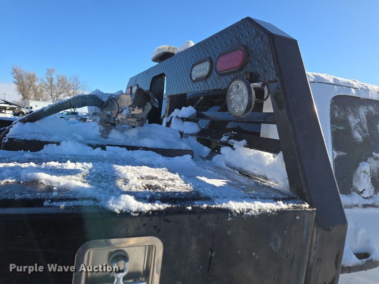 image for item ER5065 2017 Dodge Ram 3500 Crew Cab flatbed pickup truck