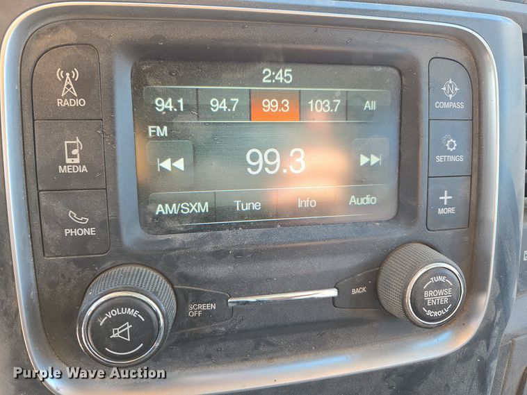 image for item ER5065 2017 Dodge Ram 3500 Crew Cab flatbed pickup truck