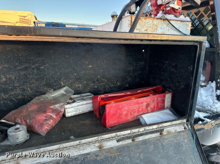 image for item ER5066 2013 Ford F450 Super Duty Crew Cab flatbed truck