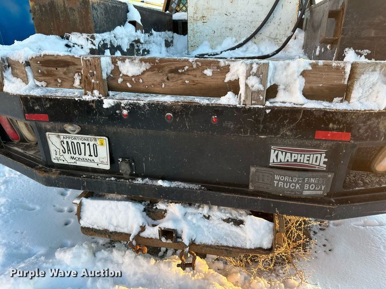 image for item ER5066 2013 Ford F450 Super Duty Crew Cab flatbed truck