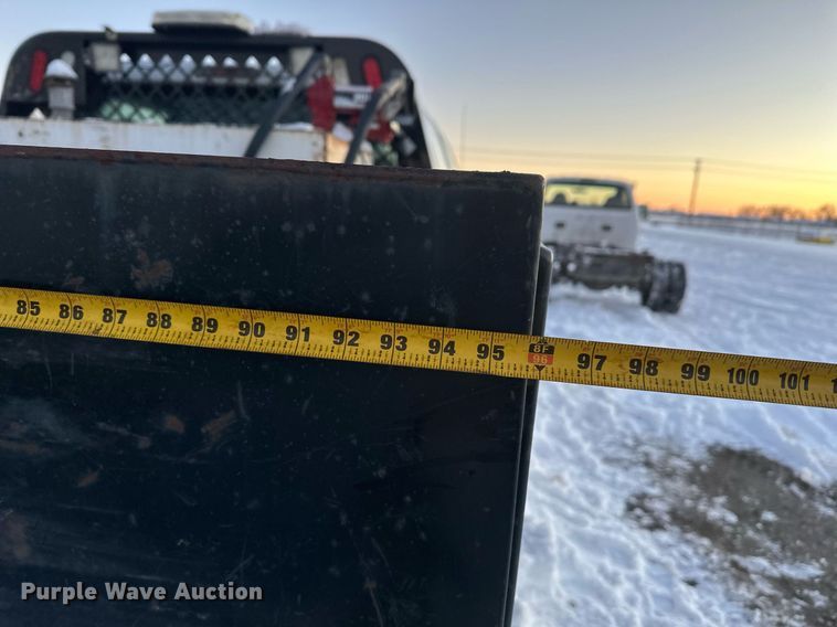 image for item ER5066 2013 Ford F450 Super Duty Crew Cab flatbed truck