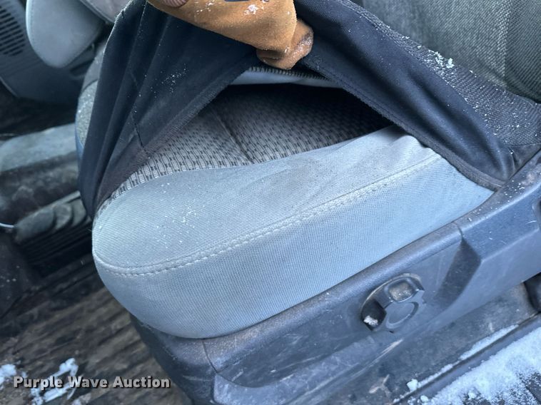 image for item ER5066 2013 Ford F450 Super Duty Crew Cab flatbed truck