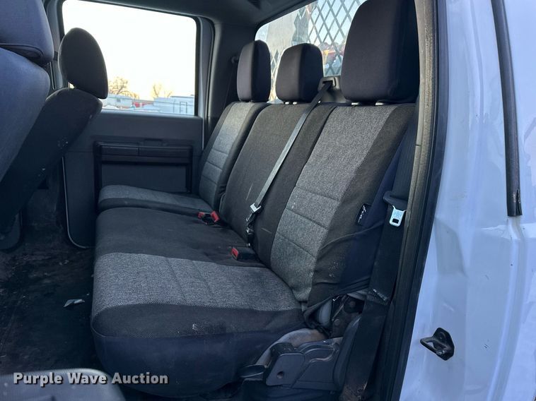 image for item ER5066 2013 Ford F450 Super Duty Crew Cab flatbed truck