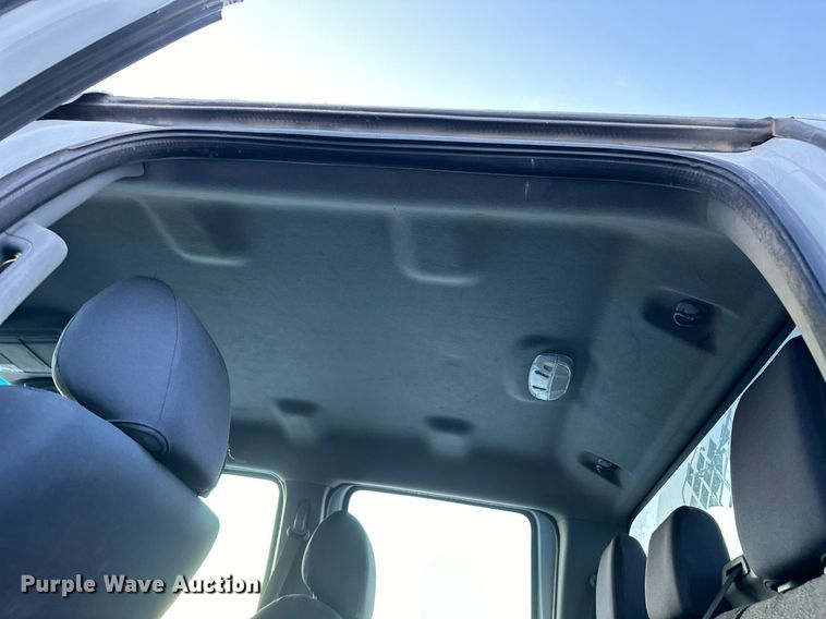 image for item ER5066 2013 Ford F450 Super Duty Crew Cab flatbed truck