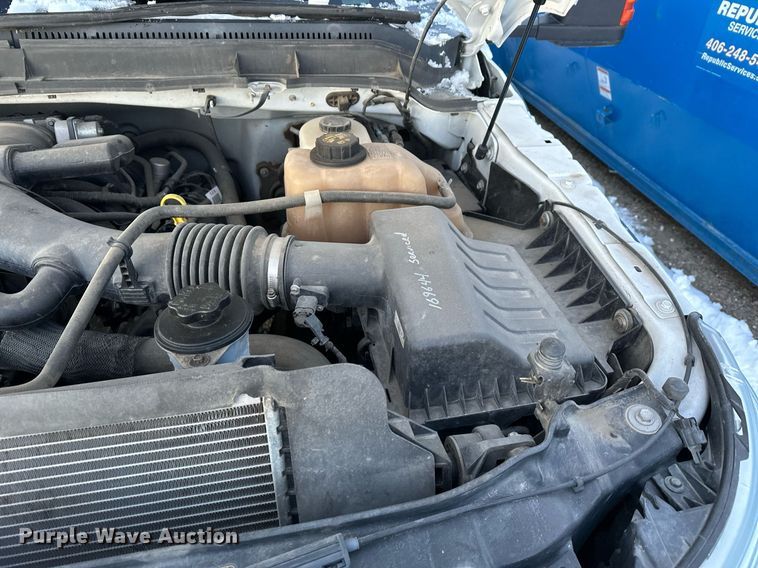 image for item ER5066 2013 Ford F450 Super Duty Crew Cab flatbed truck