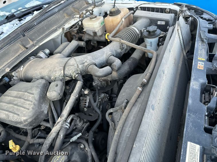 image for item ER5066 2013 Ford F450 Super Duty Crew Cab flatbed truck