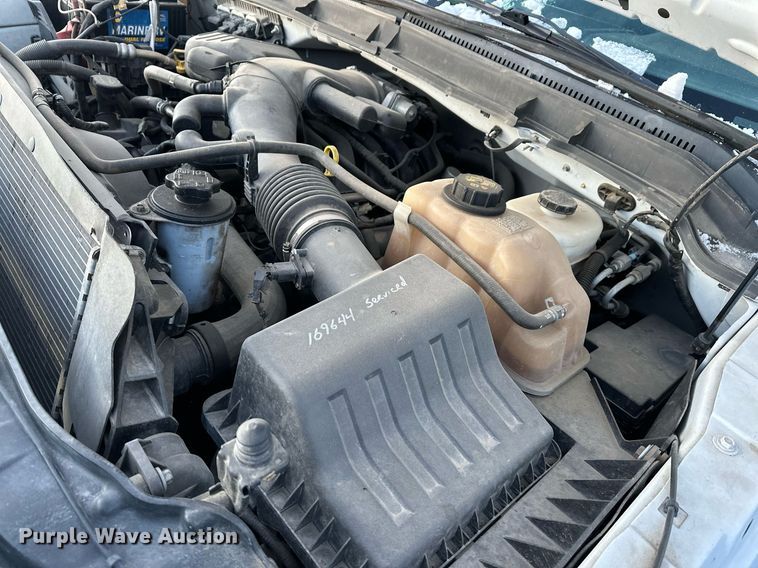 image for item ER5066 2013 Ford F450 Super Duty Crew Cab flatbed truck