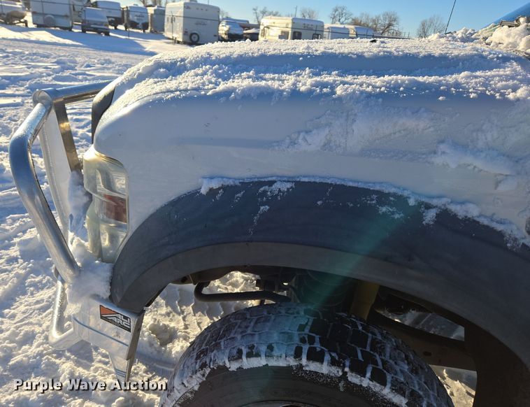 image for item ER5067 2008 Ford F550 Super Duty truck cab and chassis