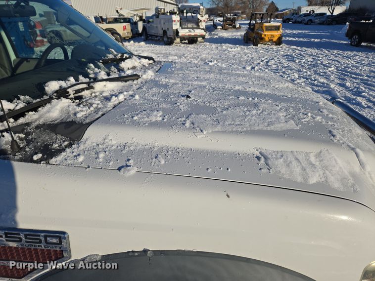 image for item ER5067 2008 Ford F550 Super Duty truck cab and chassis