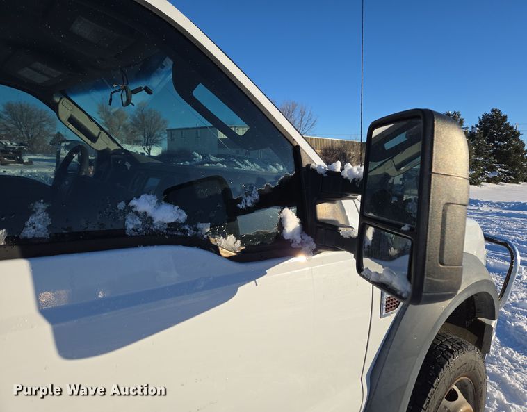 image for item ER5067 2008 Ford F550 Super Duty truck cab and chassis