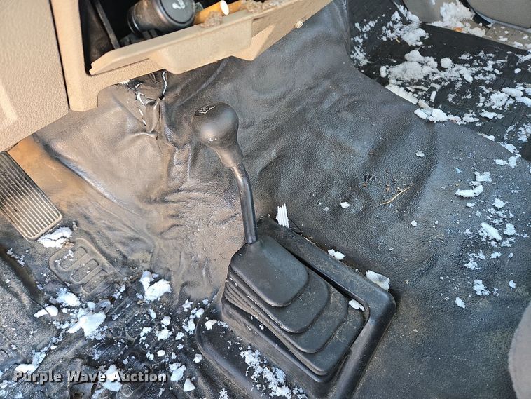 image for item ER5067 2008 Ford F550 Super Duty truck cab and chassis