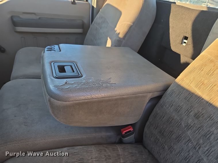 image for item ER5067 2008 Ford F550 Super Duty truck cab and chassis