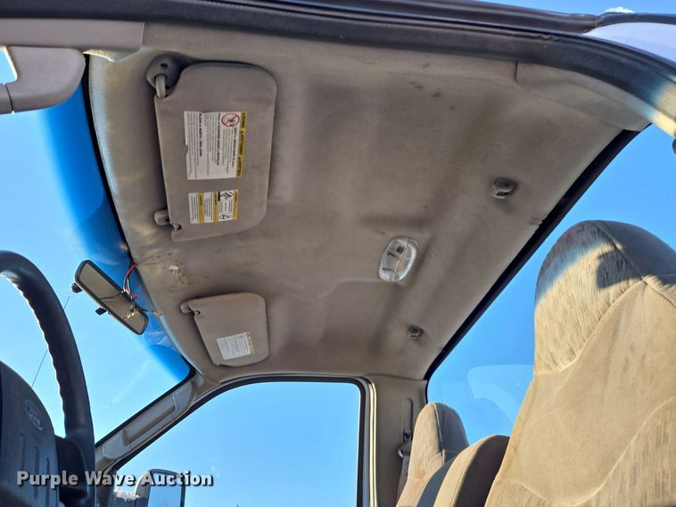 image for item ER5067 2008 Ford F550 Super Duty truck cab and chassis