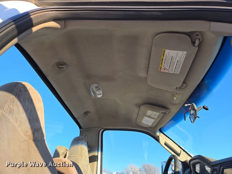 image for item ER5067 2008 Ford F550 Super Duty truck cab and chassis