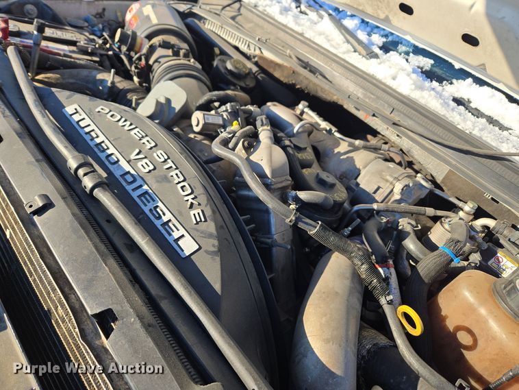 image for item ER5067 2008 Ford F550 Super Duty truck cab and chassis