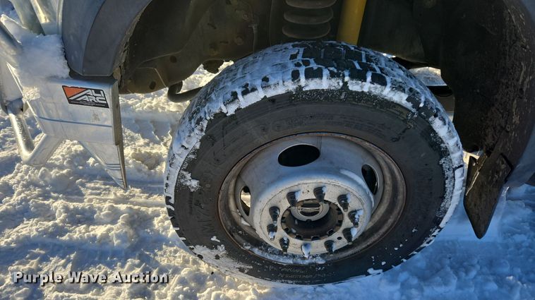 image for item ER5067 2008 Ford F550 Super Duty truck cab and chassis