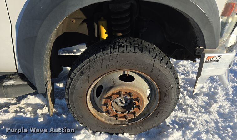 image for item ER5067 2008 Ford F550 Super Duty truck cab and chassis