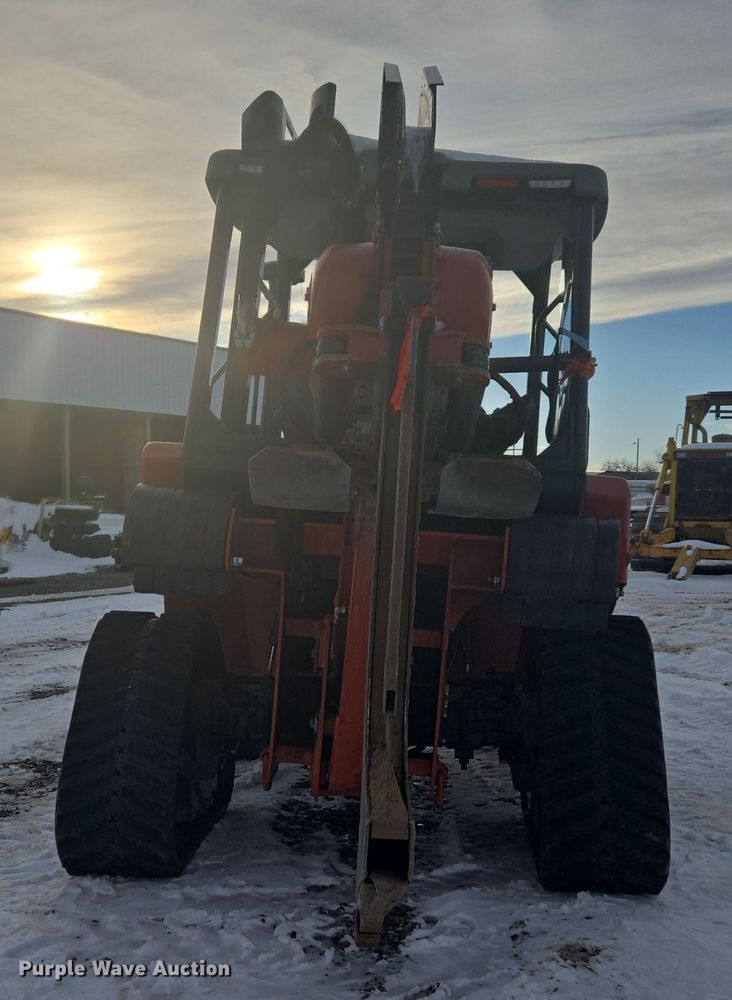 image for item ER5073 2018 Ditch Witch RT125 Quad vibratory cable plow