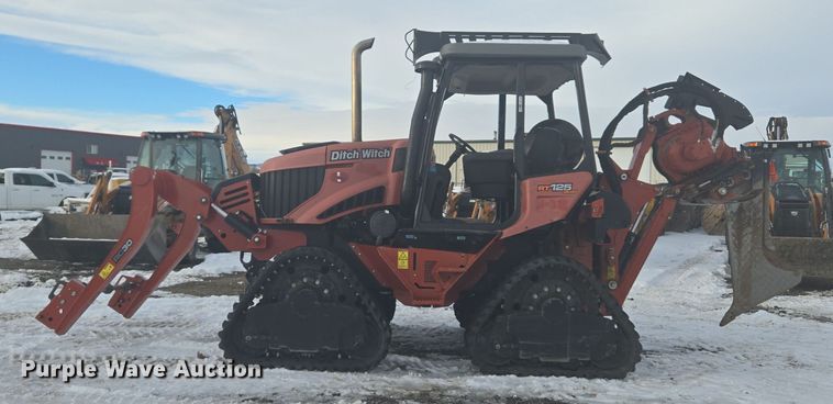 image for item ER5073 2018 Ditch Witch RT125 Quad vibratory cable plow