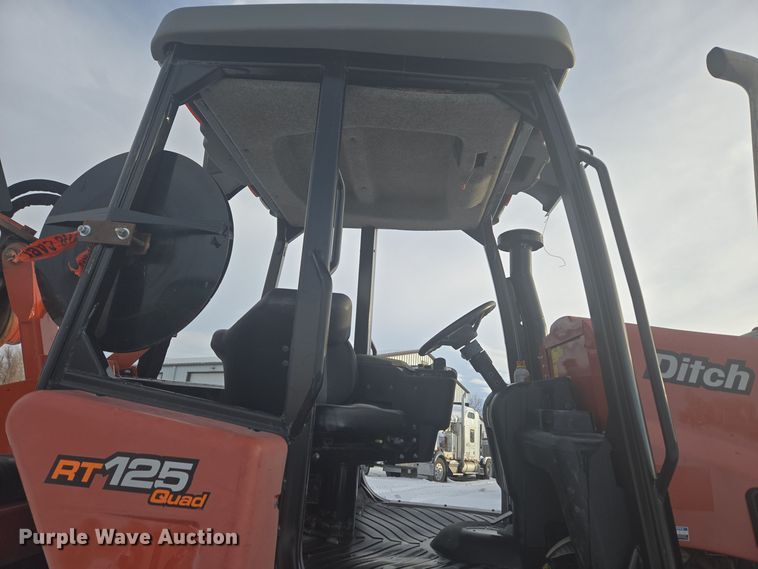 image for item ER5073 2018 Ditch Witch RT125 Quad vibratory cable plow