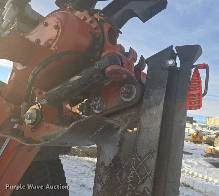 image for item ER5073 2018 Ditch Witch RT125 Quad vibratory cable plow