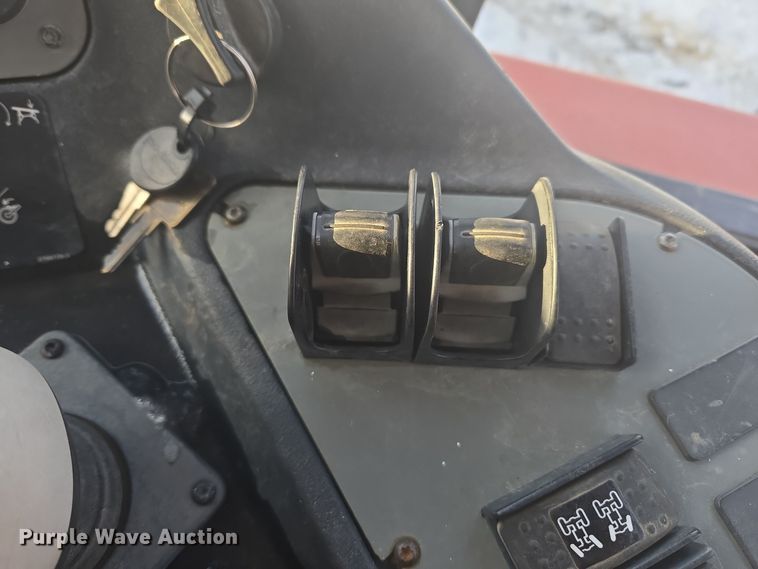 image for item ER5073 2018 Ditch Witch RT125 Quad vibratory cable plow