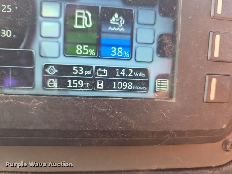 image for item ER5073 2018 Ditch Witch RT125 Quad vibratory cable plow