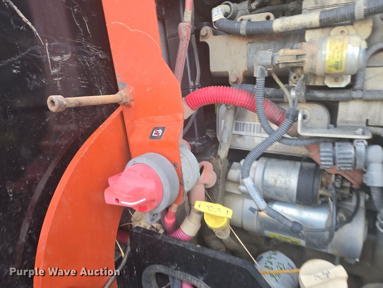 image for item ER5073 2018 Ditch Witch RT125 Quad vibratory cable plow