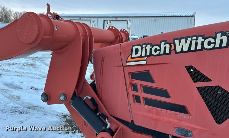 image for item ER5074 2013 Ditch Witch RT80 Quad vibratory cable plow