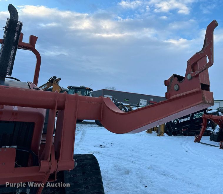 image for item ER5074 2013 Ditch Witch RT80 Quad vibratory cable plow