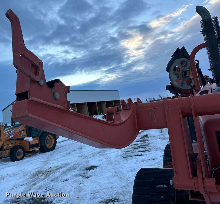 image for item ER5074 2013 Ditch Witch RT80 Quad vibratory cable plow