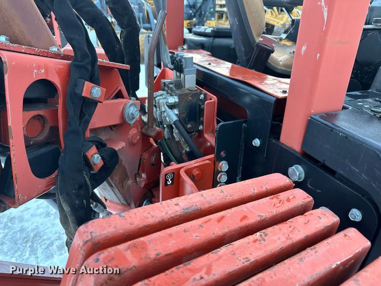 image for item ER5074 2013 Ditch Witch RT80 Quad vibratory cable plow