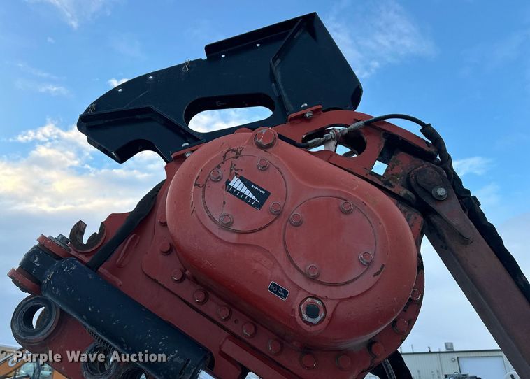 image for item ER5074 2013 Ditch Witch RT80 Quad vibratory cable plow